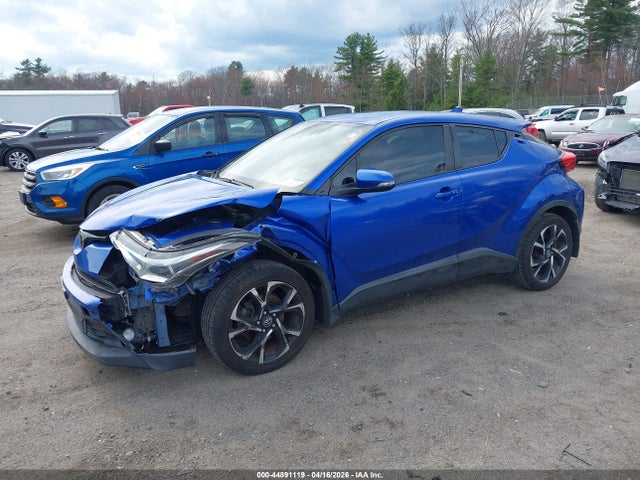 NMTKHMBX6JR032953 Toyota C-hr Xle Premium