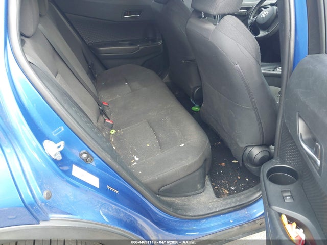 NMTKHMBX6JR032953 Toyota C-hr Xle Premium