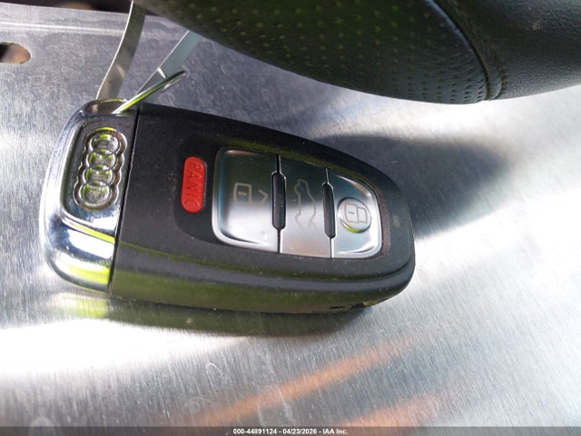 44891124 :رقم المزاد ، WA1LFAFP1BA014261 vin ، 2011 Audi Q5 2.0t Premium مزاد بيع