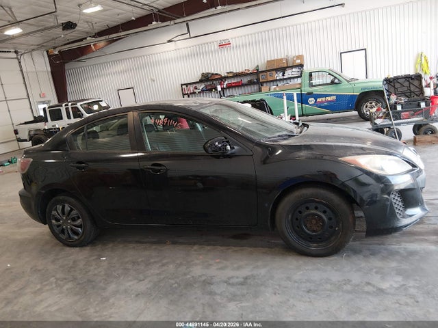 2013 Mazda Mazda3 I Sport მანქანა იყიდება აუქციონზე, vin: JM1BL1U8XD1709296, აუქციონის ნომერი: 44891145