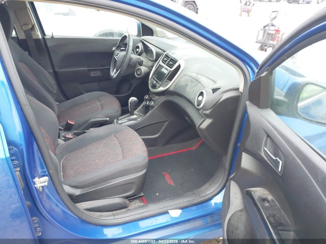 Auction sale of the 2018 Chevrolet Sonic Lt Auto, vin: 1G1JD5SH4J4136420, lot number: 44891152