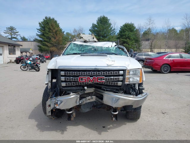 44891167 :رقم المزاد ، 1GT221E86DZ327897 vin ، 2013 Gmc Sierra 2500hd Slt مزاد بيع
