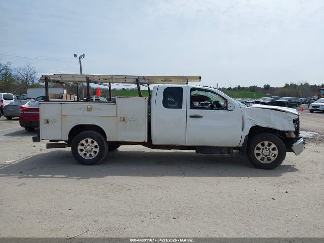 44891167 :رقم المزاد ، 1GT221E86DZ327897 vin ، 2013 Gmc Sierra 2500hd Slt مزاد بيع