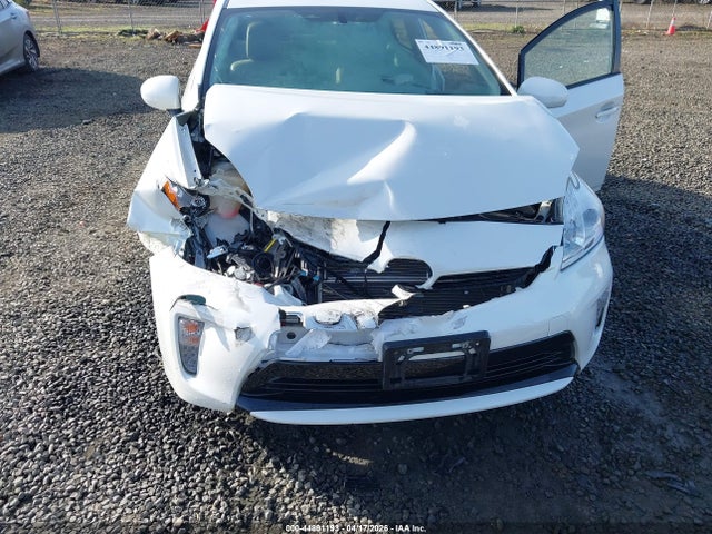 JTDKN3DU0F0438759 Toyota Prius Four