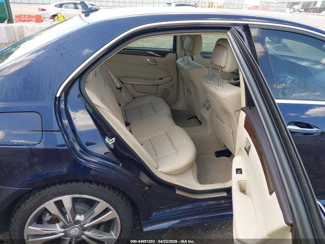 2016 Mercedes-benz E 350 მანქანა იყიდება აუქციონზე, vin: WDDHF5KB8GB309796, აუქციონის ნომერი: 44891202