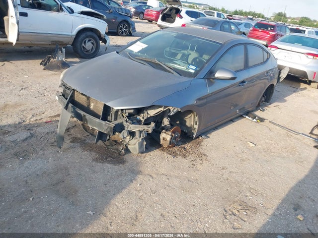 2018 HYUNDAI ELANTRA 5NPD84LF1JH293817 Photo 1