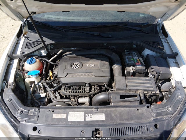 Продажа на аукционе авто 2015 Volkswagen Passat 1.8t Wolfsburg Edition, vin: 1VWAT7A30FC068686, номер лота: 44891218