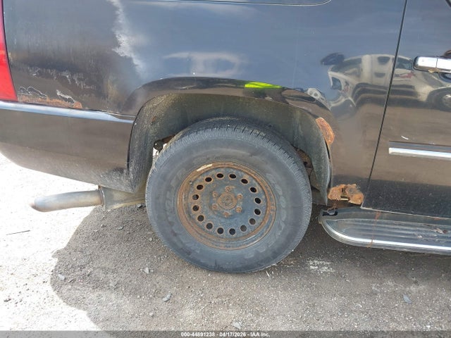 2007 Cadillac Escalade Esv Standard მანქანა იყიდება აუქციონზე, vin: 1GYFK66857R241881, აუქციონის ნომერი: 44891238
