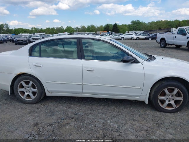 2006 Nissan Altima 2.5 S მანქანა იყიდება აუქციონზე, vin: 1N4AL11DX6N365063, აუქციონის ნომერი: 44891240