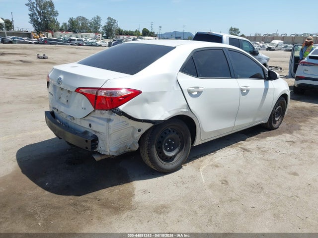 Aukcja sprzedaży 2017 Toyota Corolla Le, vin: 5YFBURHE8HP573330, numer aukcji: 44891243