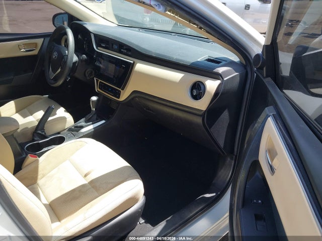 Aukcja sprzedaży 2017 Toyota Corolla Le, vin: 5YFBURHE8HP573330, numer aukcji: 44891243