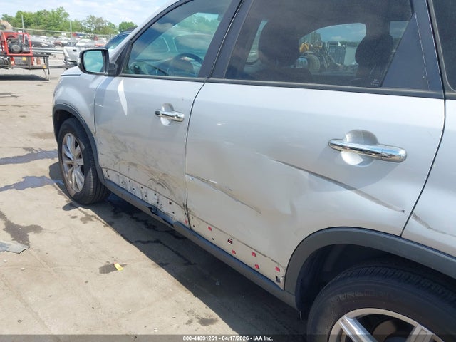 Aukcja sprzedaży 2011 Kia Sorento Ex, vin: 5XYKU3A15BG070094, numer aukcji: 44891251