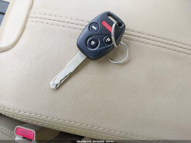 44891278 :رقم المزاد ، JHMCP26449C008336 vin ، 2009 Honda Accord 2.4 Lx-p مزاد بيع