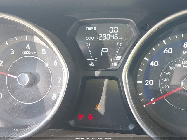 Продажа на аукционе авто 2012 Hyundai Elantra Gls, vin: 5NPDH4AE3CH063063, номер лота: 44891286
