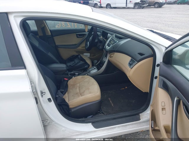 Продажа на аукционе авто 2012 Hyundai Elantra Gls, vin: 5NPDH4AE3CH063063, номер лота: 44891286