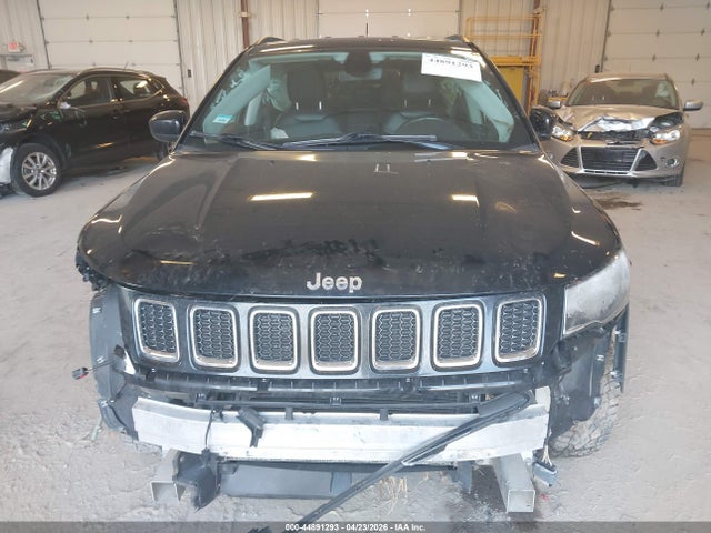 2020 Jeep Compass Latitude 4x4 მანქანა იყიდება აუქციონზე, vin: 3C4NJDBB7LT139106, აუქციონის ნომერი: 44891293