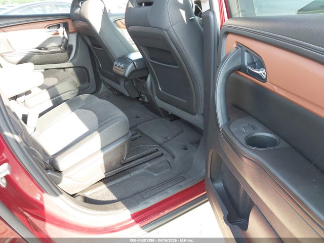 44891298 :رقم المزاد ، 1GNKRGKD0FJ141765 vin ، 2015 Chevrolet Traverse 1lt مزاد بيع