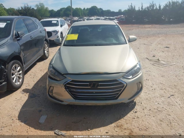2017 Hyundai Elantra Se მანქანა იყიდება აუქციონზე, vin: KMHD84LF8HU165778, აუქციონის ნომერი: 44891312