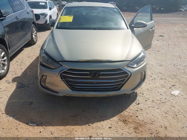 2017 Hyundai Elantra Se მანქანა იყიდება აუქციონზე, vin: KMHD84LF8HU165778, აუქციონის ნომერი: 44891312