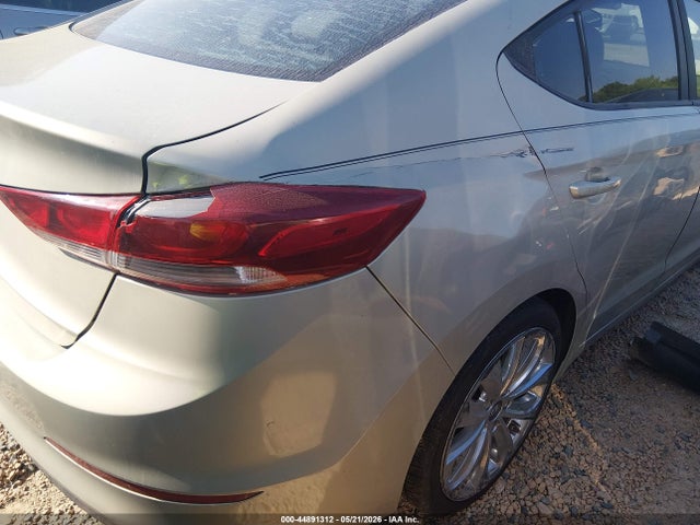 2017 Hyundai Elantra Se მანქანა იყიდება აუქციონზე, vin: KMHD84LF8HU165778, აუქციონის ნომერი: 44891312