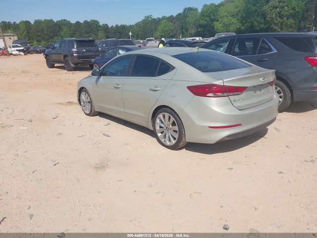 2017 Hyundai Elantra Se მანქანა იყიდება აუქციონზე, vin: KMHD84LF8HU165778, აუქციონის ნომერი: 44891312
