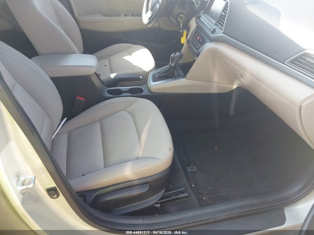 2017 Hyundai Elantra Se მანქანა იყიდება აუქციონზე, vin: KMHD84LF8HU165778, აუქციონის ნომერი: 44891312