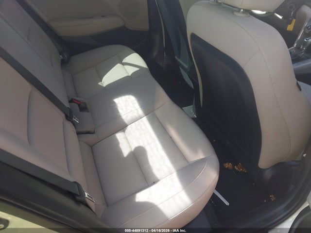 2017 Hyundai Elantra Se მანქანა იყიდება აუქციონზე, vin: KMHD84LF8HU165778, აუქციონის ნომერი: 44891312