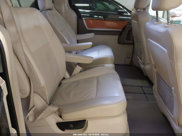 Продаж на аукціоні авто 2010 Chrysler Town & Country Limited, vin: 2A4RR6DX7AR149031, номер лоту: 44891323