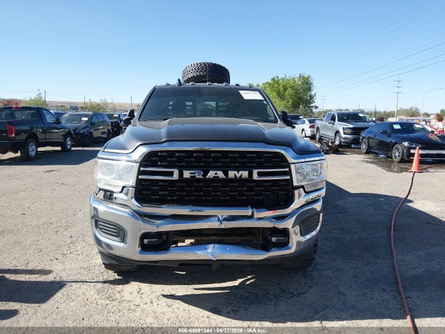 3C63R3GJ0NG314292 RAM 3500 Tradesman 4x4 8&#039; Box