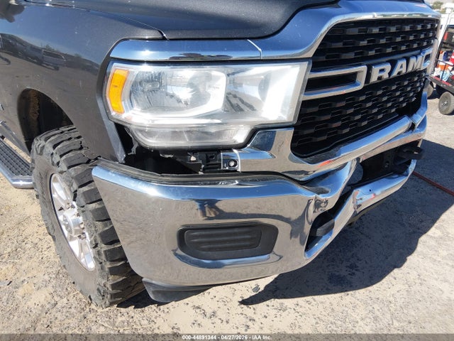 3C63R3GJ0NG314292 RAM 3500 Tradesman 4x4 8&#039; Box
