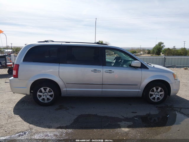 Продаж на аукціоні авто 2010 Chrysler Town & Country Touring, vin: 2A4RR5D10AR329277, номер лоту: 44891347