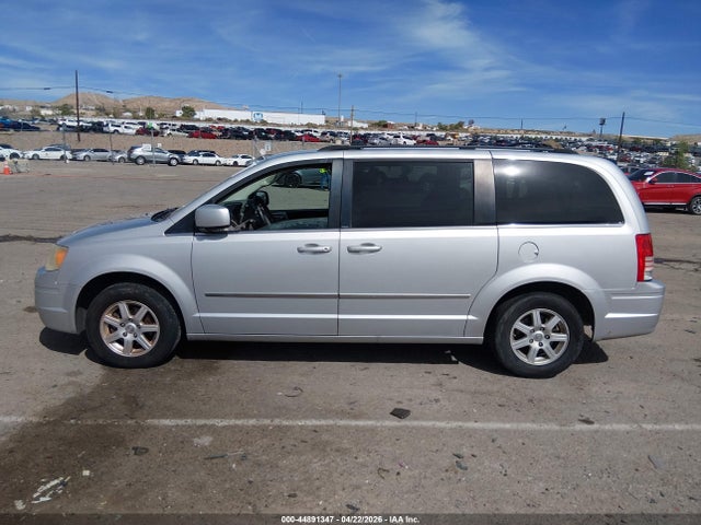 Продаж на аукціоні авто 2010 Chrysler Town & Country Touring, vin: 2A4RR5D10AR329277, номер лоту: 44891347