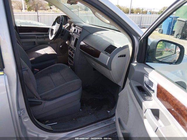 Продаж на аукціоні авто 2010 Chrysler Town & Country Touring, vin: 2A4RR5D10AR329277, номер лоту: 44891347