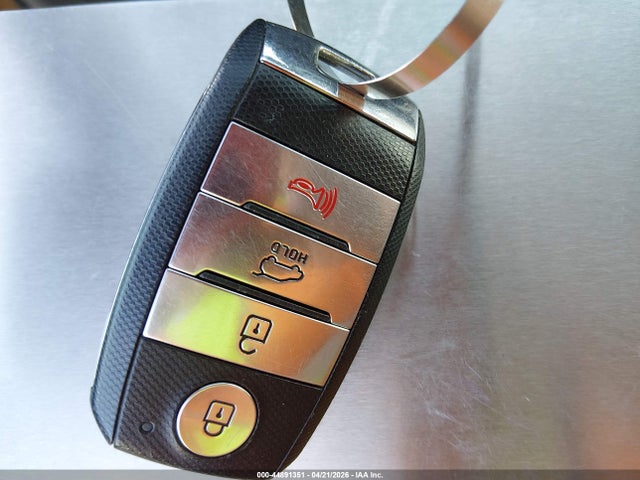 44891351 :رقم المزاد ، KNDPNCAC7H7187301 vin ، 2017 Kia Sportage Ex مزاد بيع