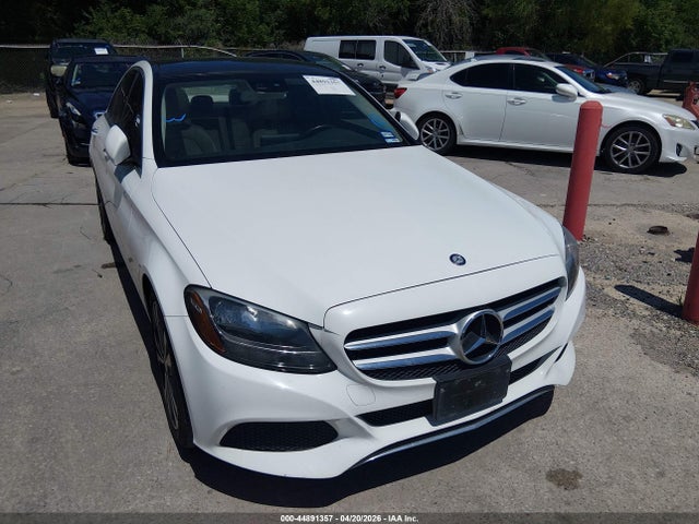 2016 Mercedes-benz C 300 Luxury/sport მანქანა იყიდება აუქციონზე, vin: 55SWF4JB6GU144419, აუქციონის ნომერი: 44891357