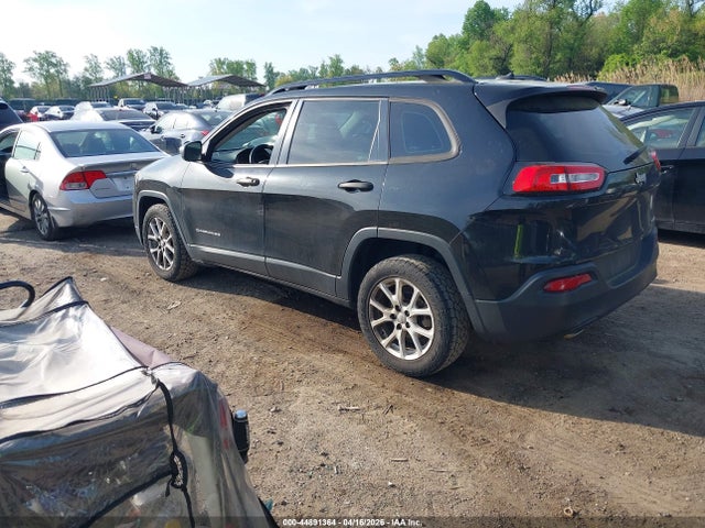 2015 Jeep Cherokee Sport მანქანა იყიდება აუქციონზე, vin: 1C4PJLAB1FW721253, აუქციონის ნომერი: 44891364