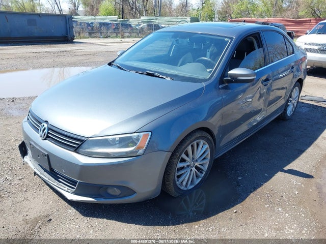 2011 Volkswagen Jetta 2.5l Sel მანქანა იყიდება აუქციონზე, vin: 3VWGX7AJ5BM329056, აუქციონის ნომერი: 44891370