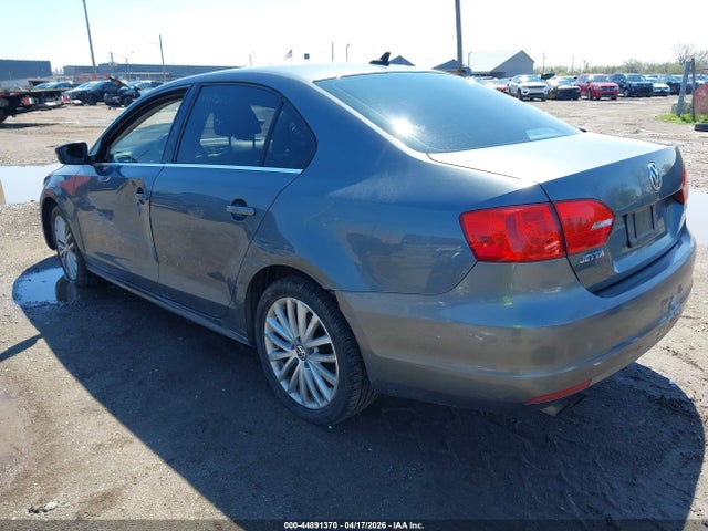 2011 Volkswagen Jetta 2.5l Sel მანქანა იყიდება აუქციონზე, vin: 3VWGX7AJ5BM329056, აუქციონის ნომერი: 44891370