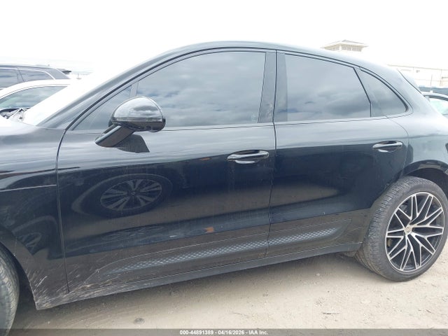 Aukcja sprzedaży 2023 Porsche Macan T, vin: WP1AA2A54PLB21399, numer aukcji: 44891389