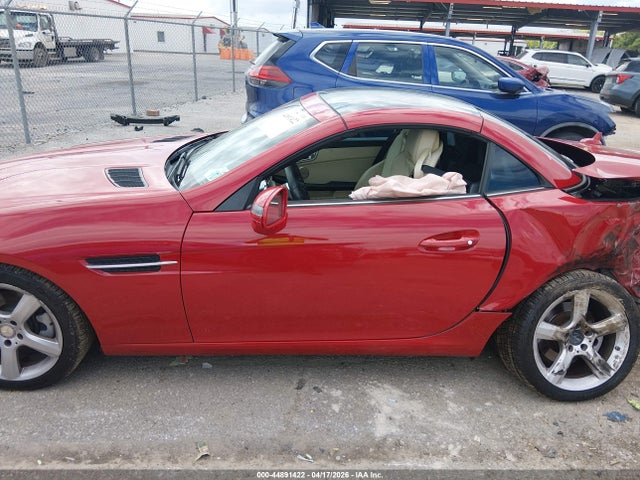 Продажа на аукционе авто 2012 Mercedes-benz Slk 250, vin: WDDPK4HA1CF034758, номер лота: 44891422