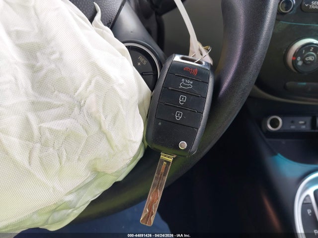 44891426 :رقم المزاد ، KNDJN2A29G7385867 vin ، 2016 Kia Soul مزاد بيع