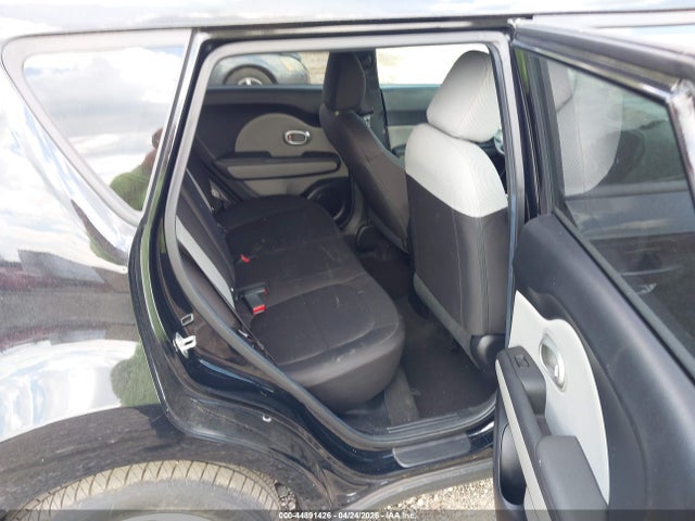44891426 :رقم المزاد ، KNDJN2A29G7385867 vin ، 2016 Kia Soul مزاد بيع