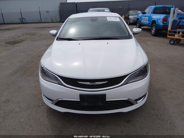 2015 Chrysler 200 Limited მანქანა იყიდება აუქციონზე, vin: 1C3CCCAB4FN529764, აუქციონის ნომერი: 44891458