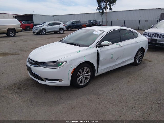 2015 Chrysler 200 Limited მანქანა იყიდება აუქციონზე, vin: 1C3CCCAB4FN529764, აუქციონის ნომერი: 44891458