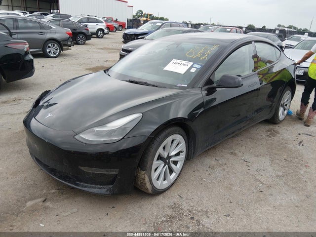 Tesla Model 3 Rear-wheel Drive 2022 5YJ3E1EA8NF368523 Image 2