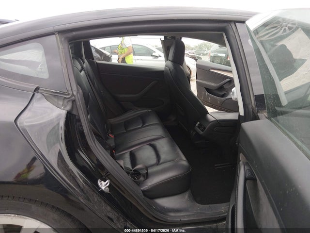 Tesla Model 3 Rear-wheel Drive 2022 5YJ3E1EA8NF368523 Image 8