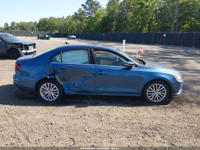 Aukcja sprzedaży 2016 Volkswagen Jetta 1.8t Sel, vin: 3VWL17AJ0GM415107, numer aukcji: 44891553