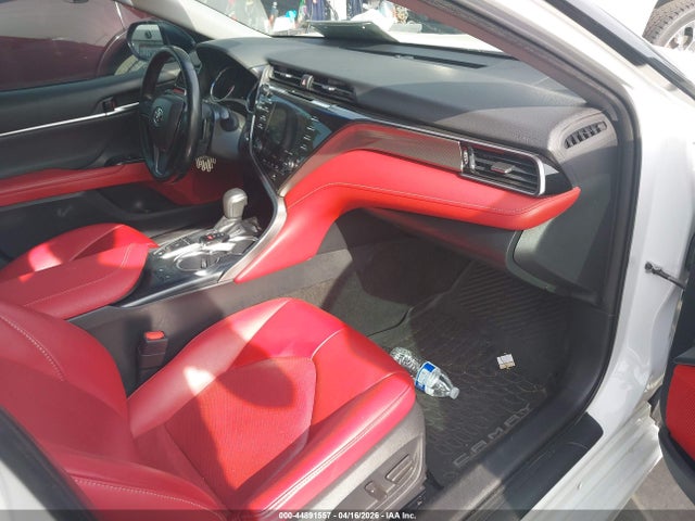 2019 TOYOTA CAMRY 4T1B61HK2KU218466 Photo 4