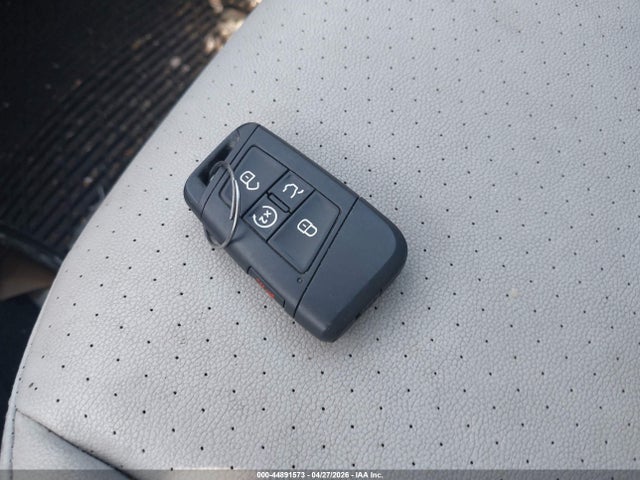 Продажа на аукционе авто 2019 Volkswagen Tiguan 2.0t Se/2.0t Sel/2.0t Sel R-line/2.0t Sel R-line Black, vin: 3VV2B7AX8KM026760, номер лота: 44891573