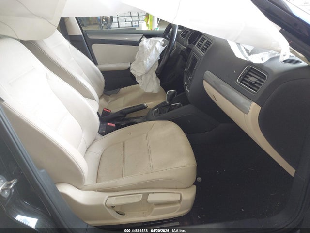 Продаж на аукціоні авто 2017 Volkswagen Jetta 1.4t Se, vin: 3VWDB7AJ2HM231516, номер лоту: 44891588